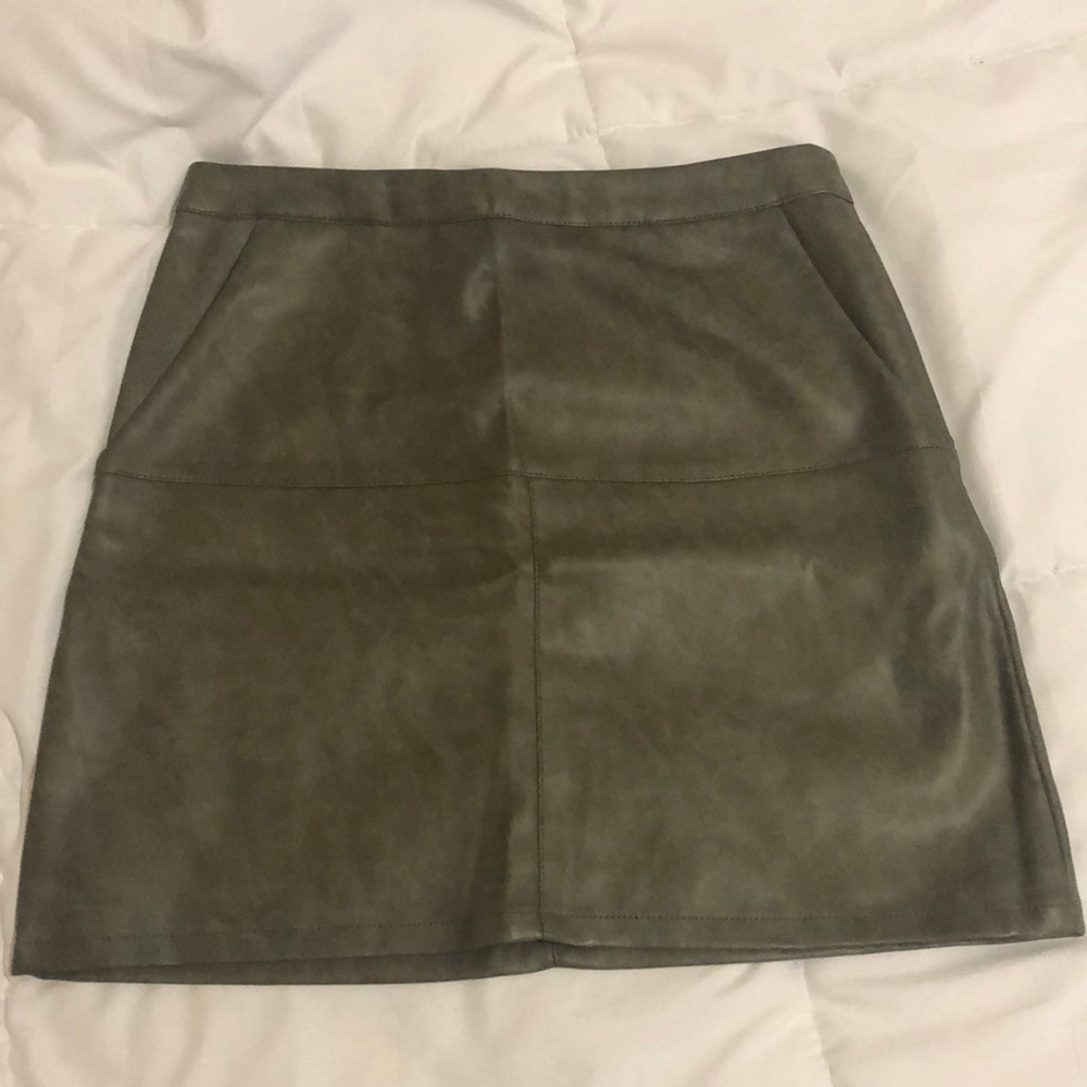 Leather skirt